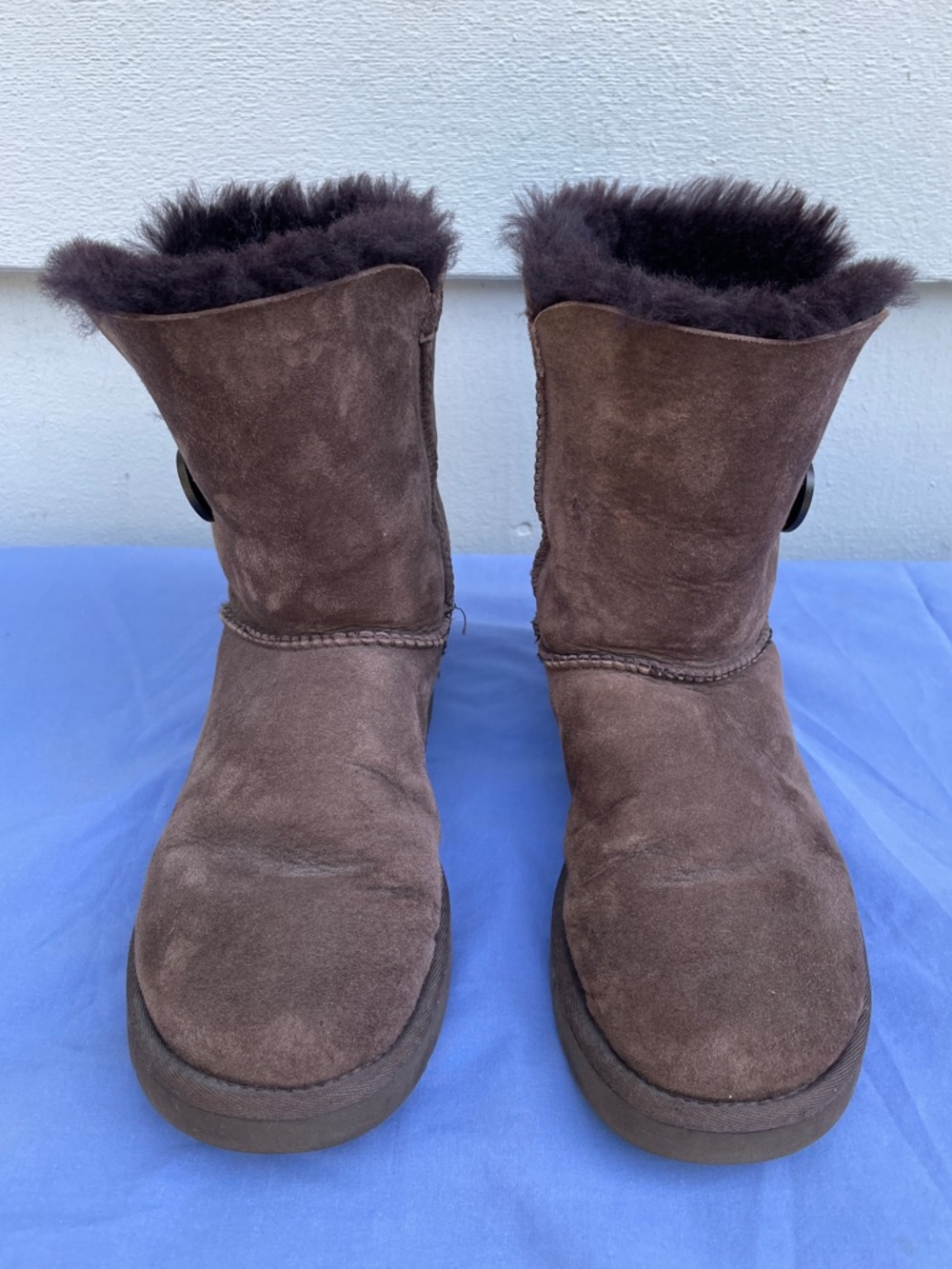 UGG Boots with Side Button, Women’s Size 7, Brown